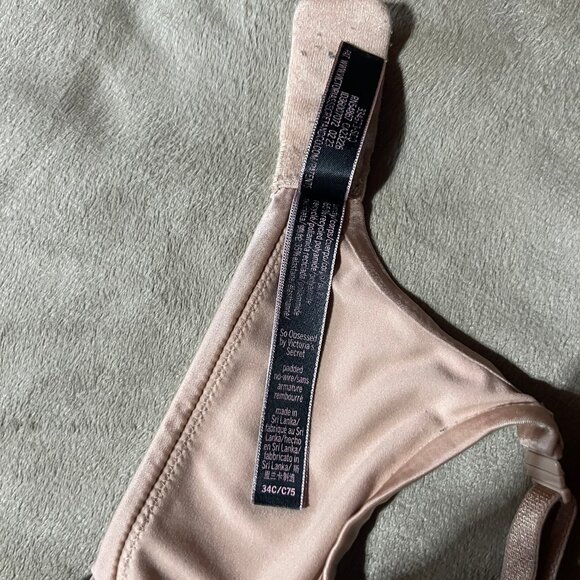 Victoria Secret Sexy So Obsessed Smooth Wireless Push-Up Bra - Picture 5 of 5